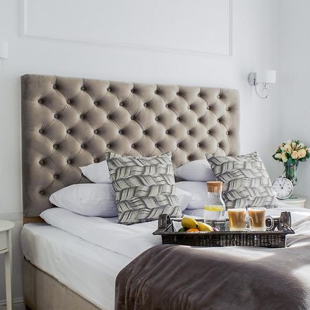 Warsaw Seasons By Alluxe Boutique Apartments Ngoại thất bức ảnh