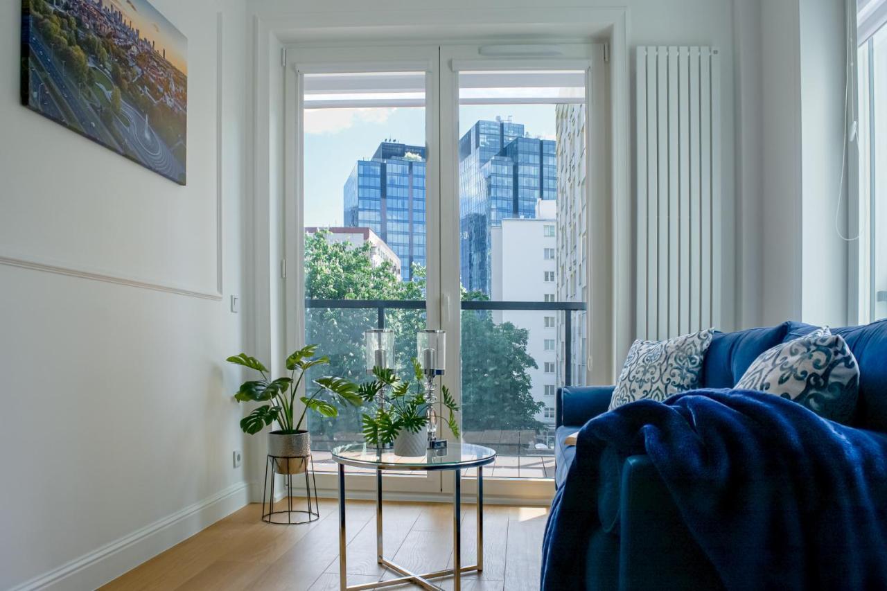 Warsaw Seasons By Alluxe Boutique Apartments Ngoại thất bức ảnh