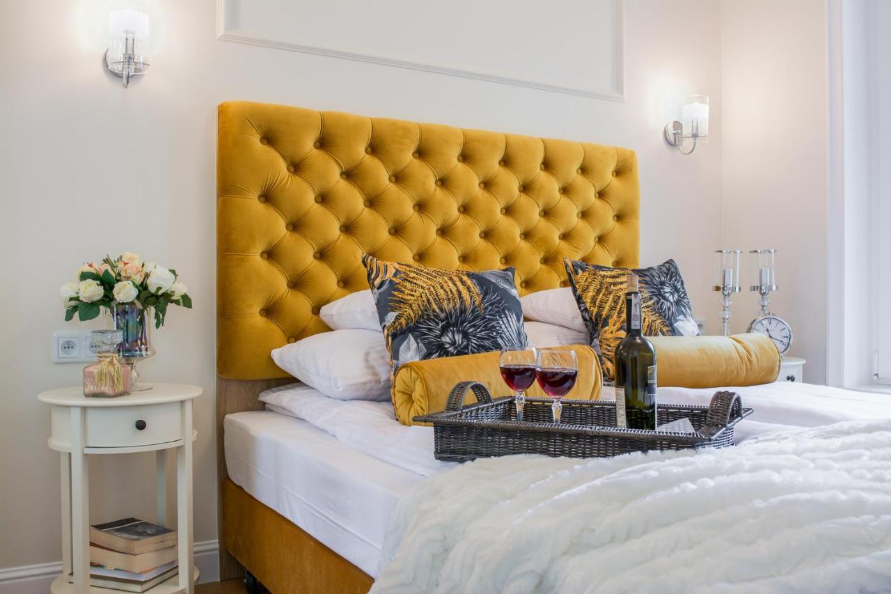 Warsaw Seasons By Alluxe Boutique Apartments Ngoại thất bức ảnh