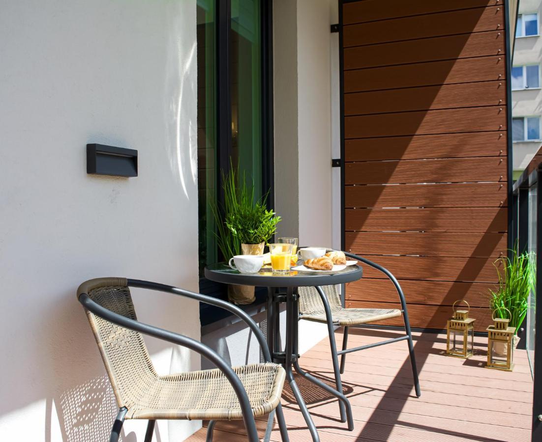 Warsaw Seasons By Alluxe Boutique Apartments Ngoại thất bức ảnh