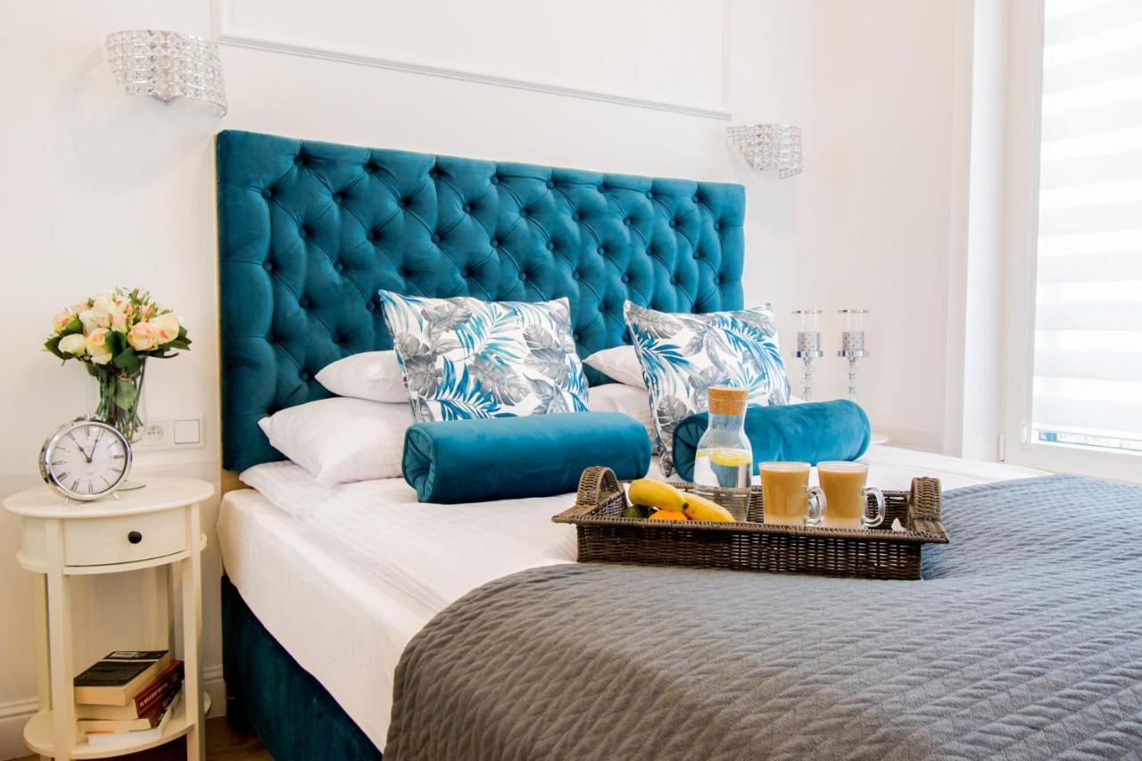 Warsaw Seasons By Alluxe Boutique Apartments Phòng bức ảnh