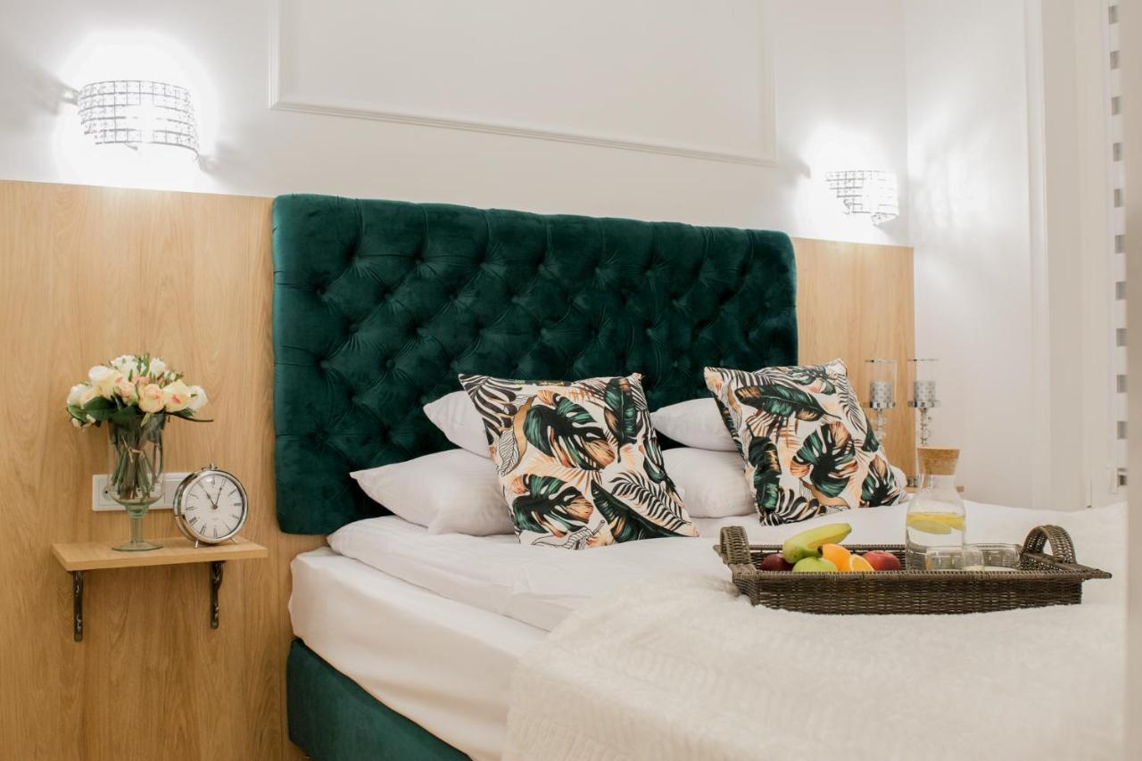 Warsaw Seasons By Alluxe Boutique Apartments Phòng bức ảnh