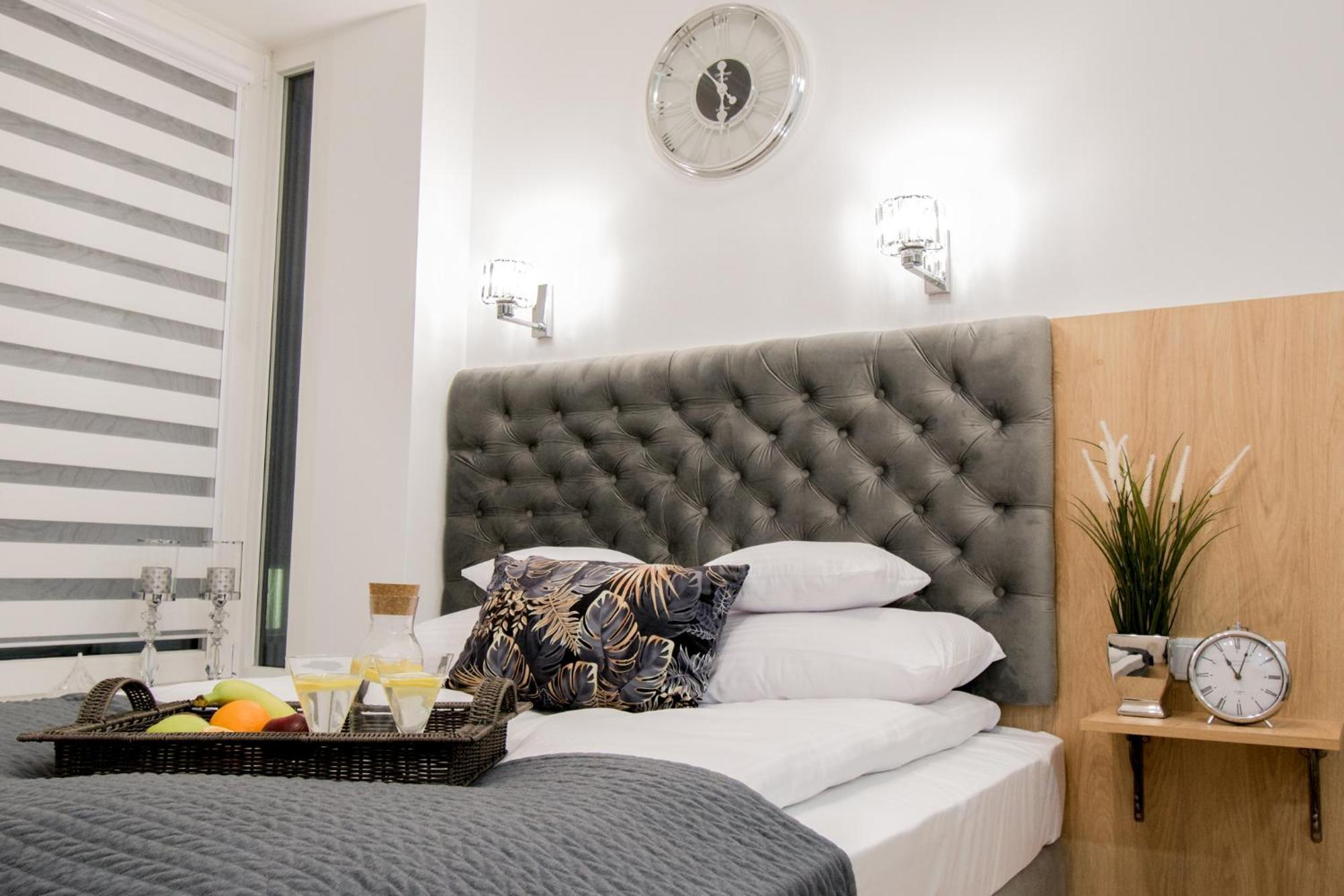 Warsaw Seasons By Alluxe Boutique Apartments Phòng bức ảnh
