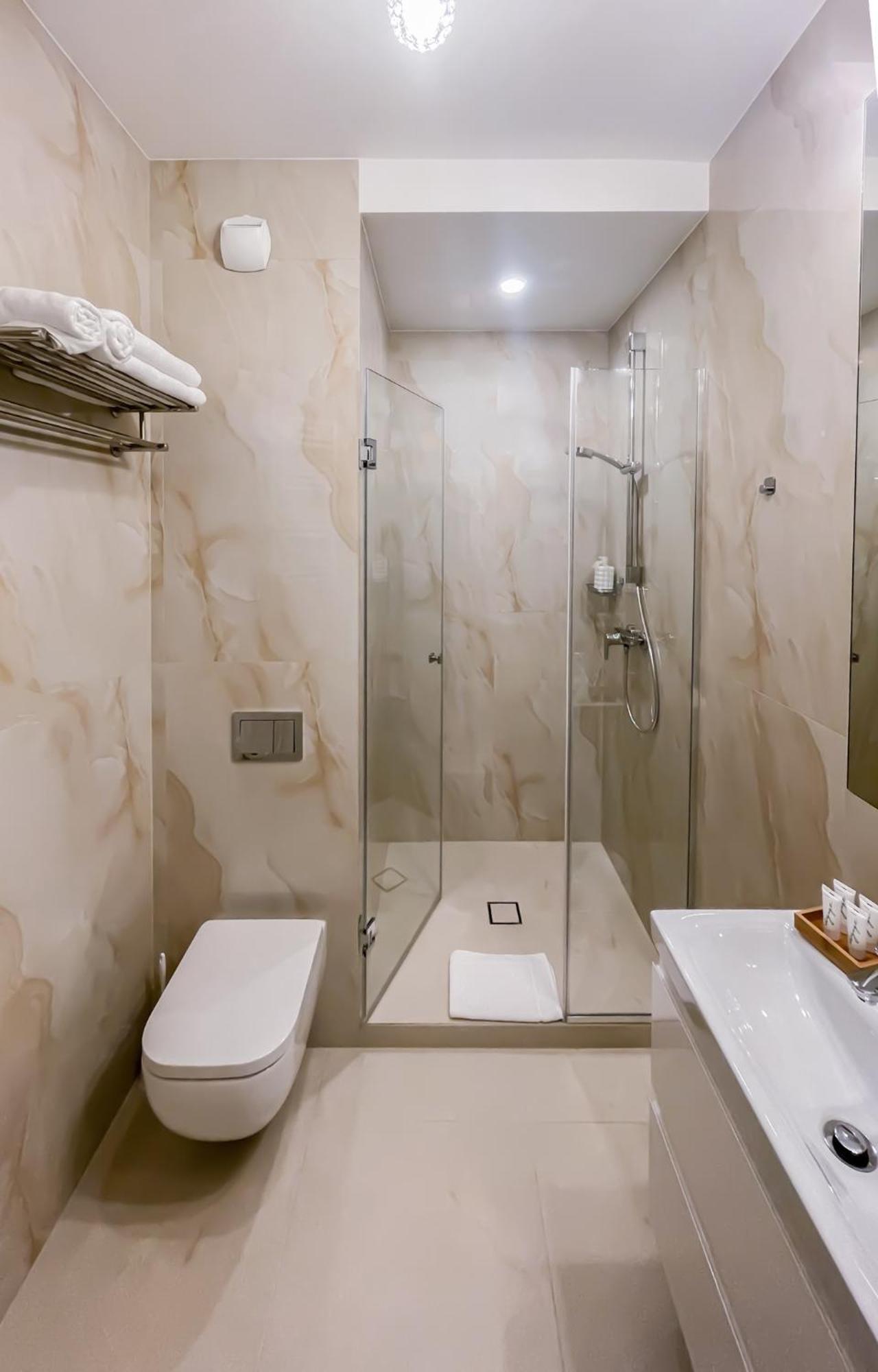 Warsaw Seasons By Alluxe Boutique Apartments Phòng bức ảnh