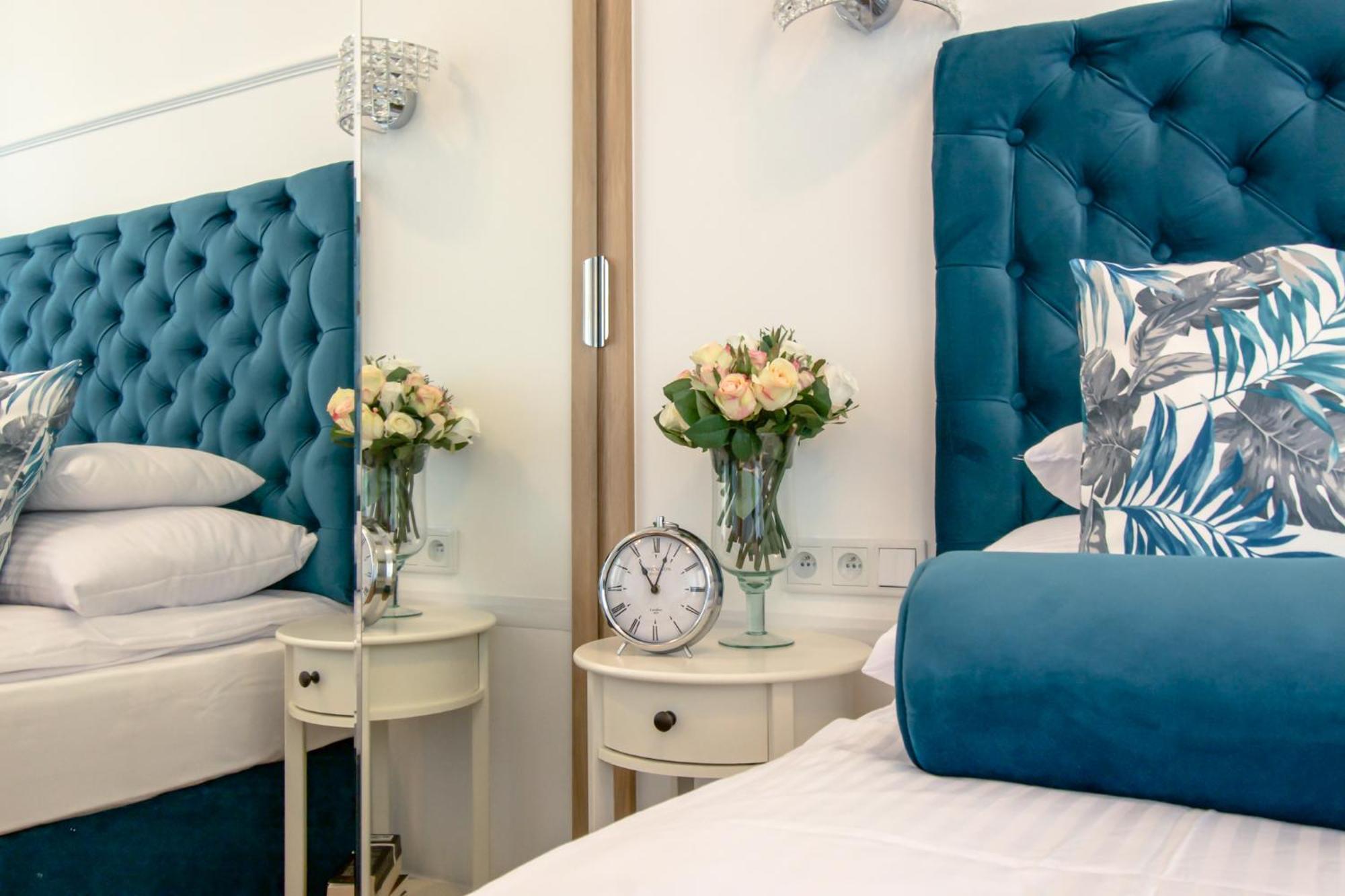 Warsaw Seasons By Alluxe Boutique Apartments Phòng bức ảnh