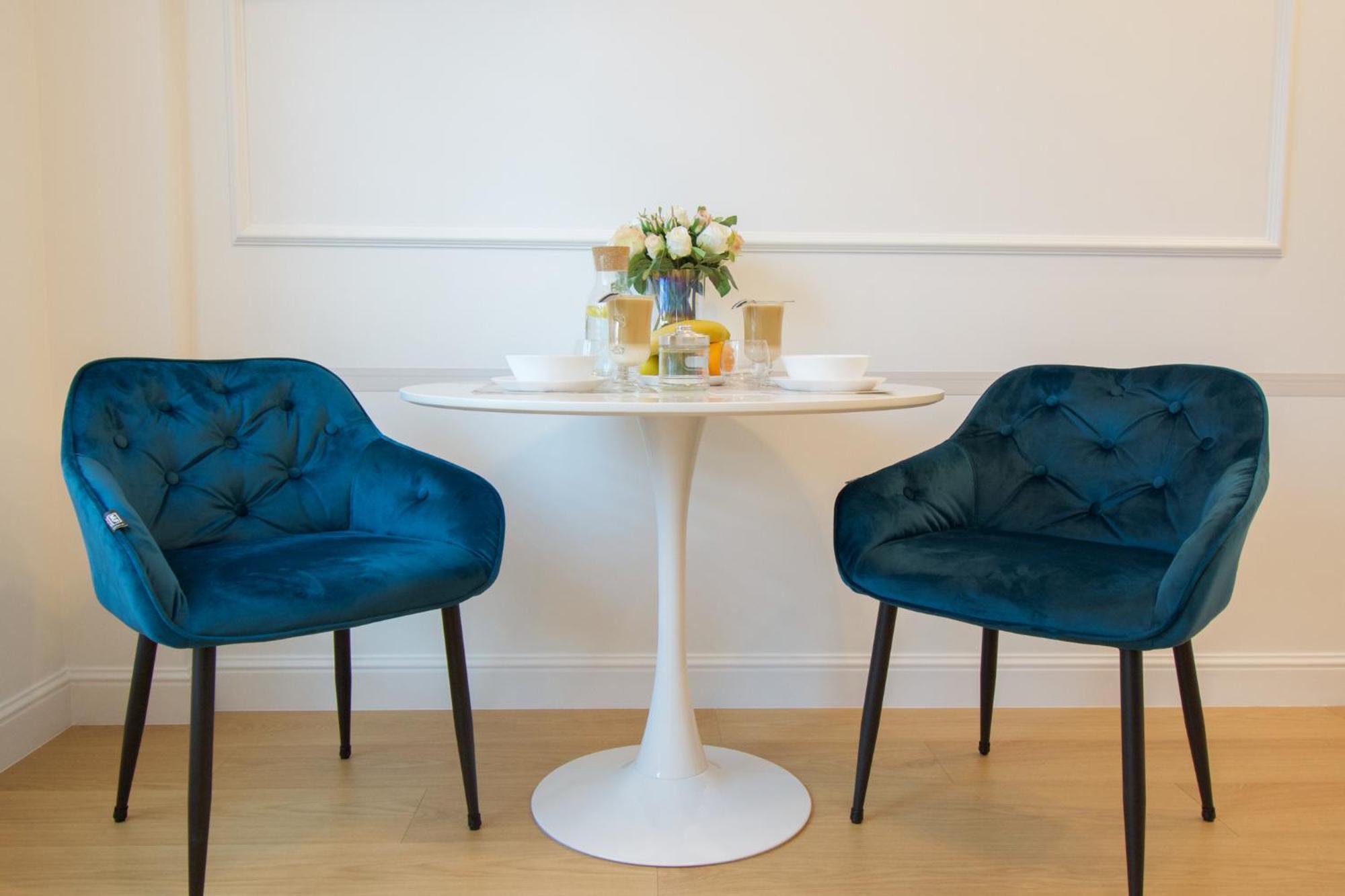 Warsaw Seasons By Alluxe Boutique Apartments Phòng bức ảnh